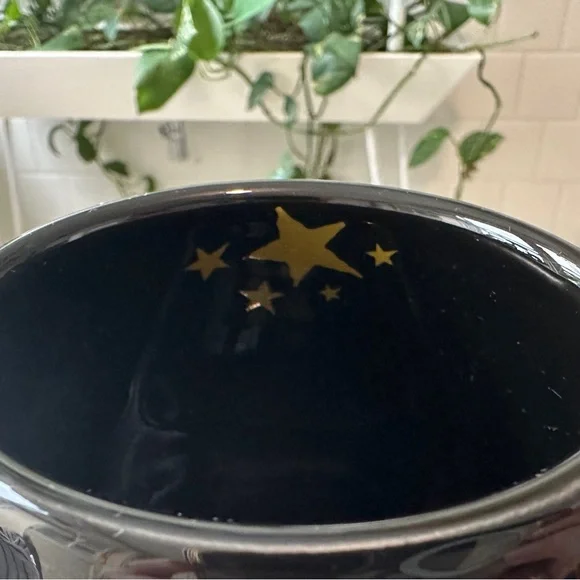 Its the Great Pumpkin Charlie Brown Mug with Linus Snoopy and Charlie Brown 🧡🖤🎃 - Picture 4 of 5